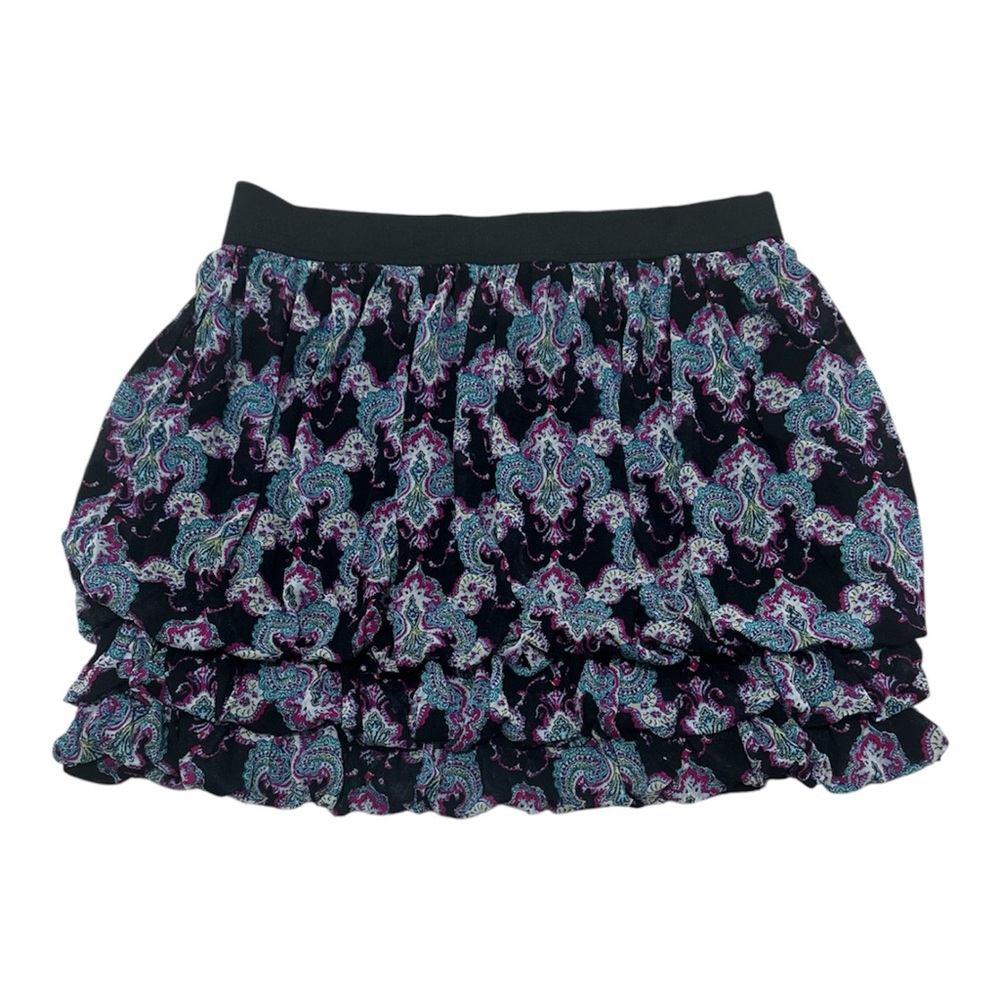 Express bubble balloon black and blue/purple paisley tiered mini skirt.